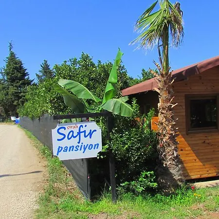 Safir Frühstückspension *